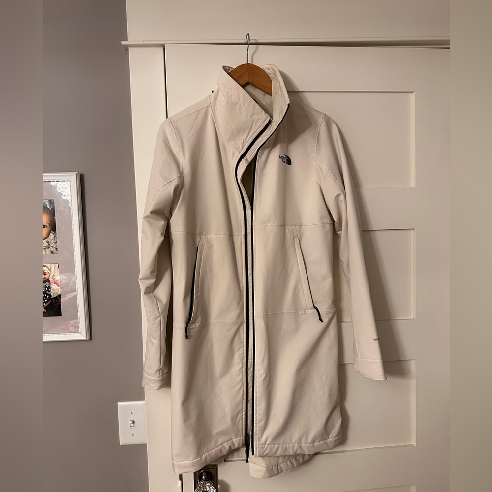 The North Face coat, fully lined, parka length